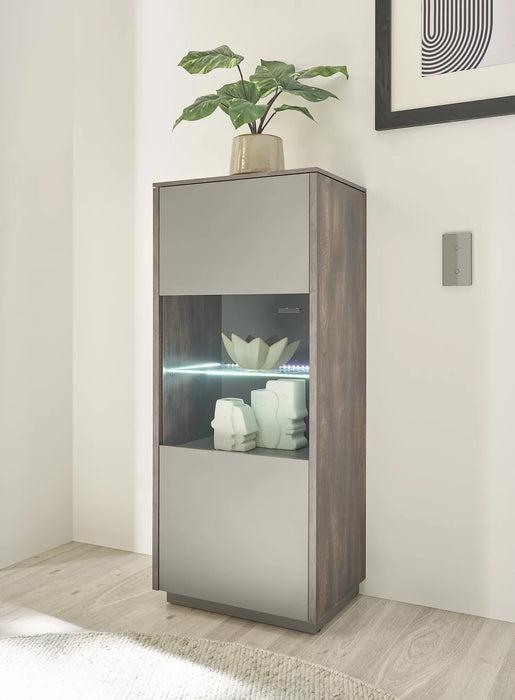 LIVOJO M18 Vitrine